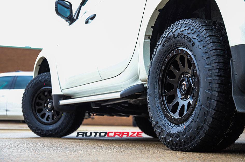 MITSUBISHI TRITON VECTOR MATTE BLACK